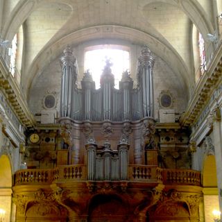 Pipe organ in Notre-Dame-des-Victoires basilica