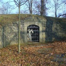 Skalní kaplička (grotta) svatého Petra na Křížovém vrchu v Šluknově
