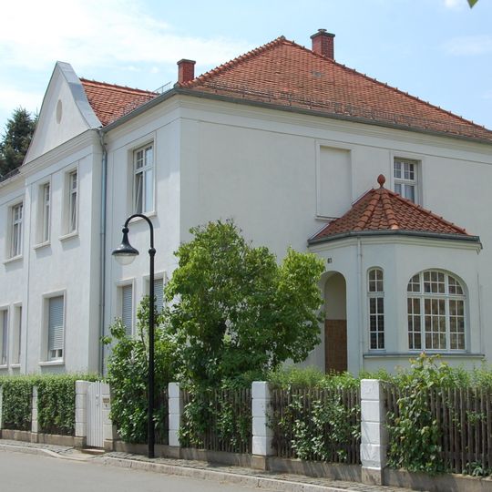 Bahnhofstraße 63