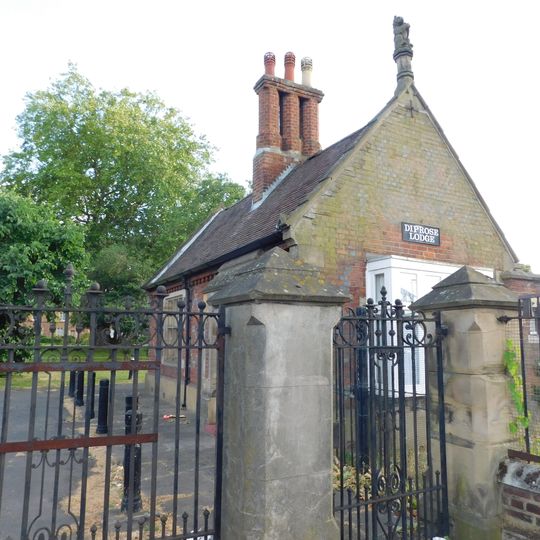 Lodge To St Clement Danes Almshouses