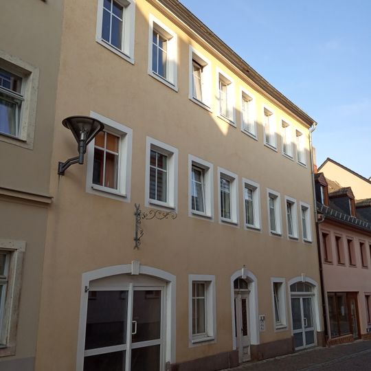 Wohnhaus in geschlossener Bebauung Freiberger Straße 54