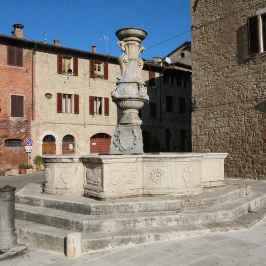 Piazza del Grano - Fontana