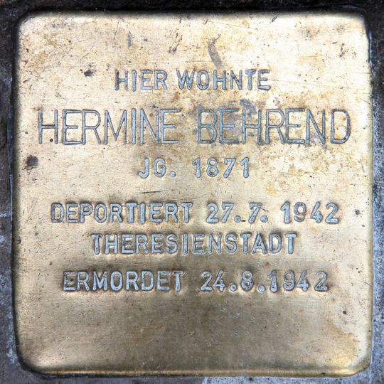 Stolperstein en memoria de Hermine Behrend