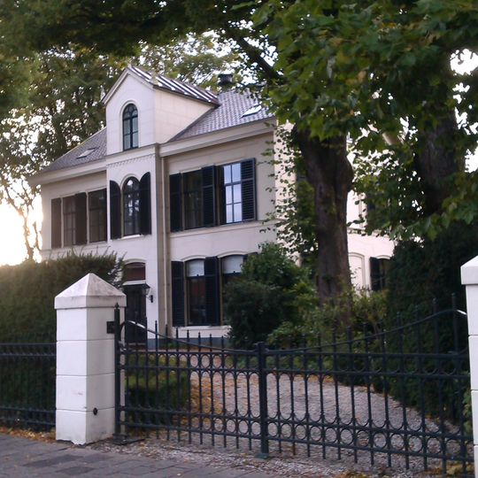 Villa gebouwd als pastorie