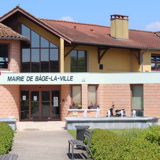 Town hall of Bâgé-la-Ville