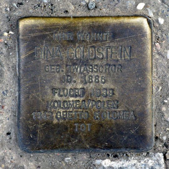 Stolperstein en memoria de Dina Goldstein