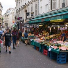 Rue Poncelet Market