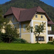 Sensenschmiede unter der Linde