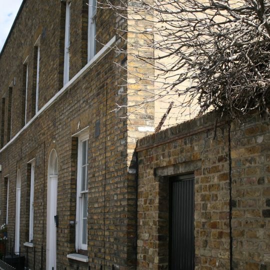 6-90, Bromley Street E1