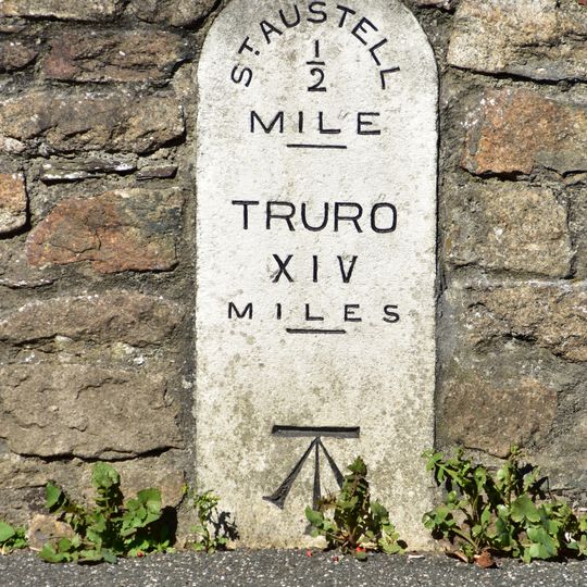 Milestone At Sx 01840 52396 On Alexandra Road