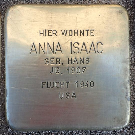 Stolperstein en memoria de Anna Isaac