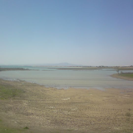 Kattaqo'rg'on Suv Ombori