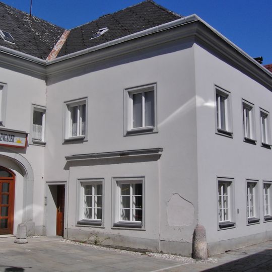 Bürgerhaus, Eckhaus