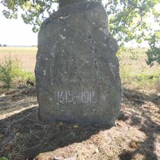 Husův pomník západně od Nynic