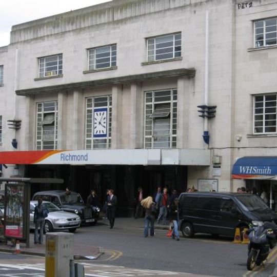 Richmond station