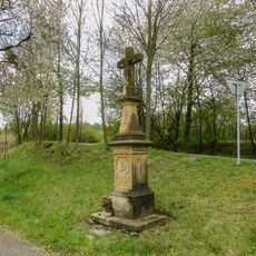 Kříž u Blažova na křižovatce