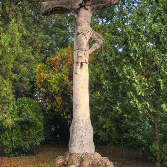 Kalvária, súsošie-kríž s korpusom III.