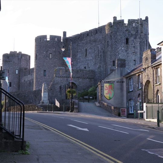 Pembroke Castle Shop