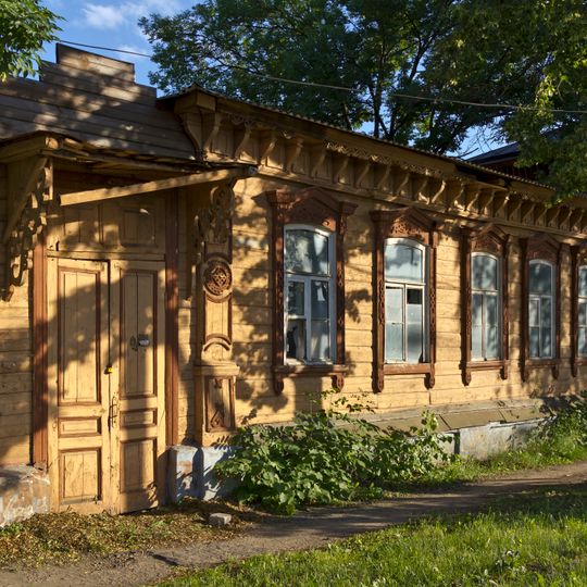 Деревянный одноэтажный дом