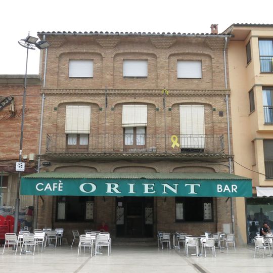 Cinema i Cafè Orient