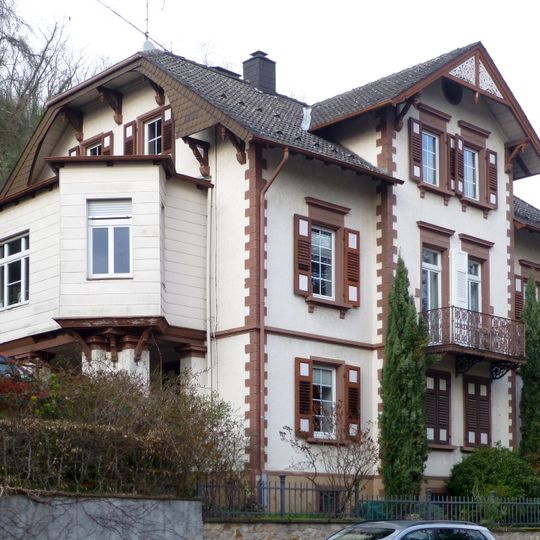 Haus Nibelungenstraße 46
