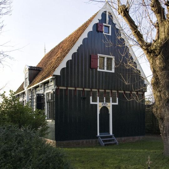 Zuideinde 239, Westzaan