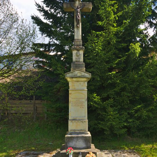 Wayside cross near the train station