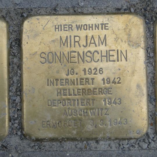 Stolperstein en memoria de Mirjam Sonnenschein