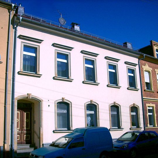 Mietshaus in geschlossener Bebauung Ziegenbalgstraße 9