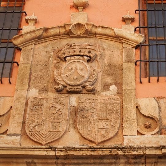 Escudo del Museo Municipal de Requena