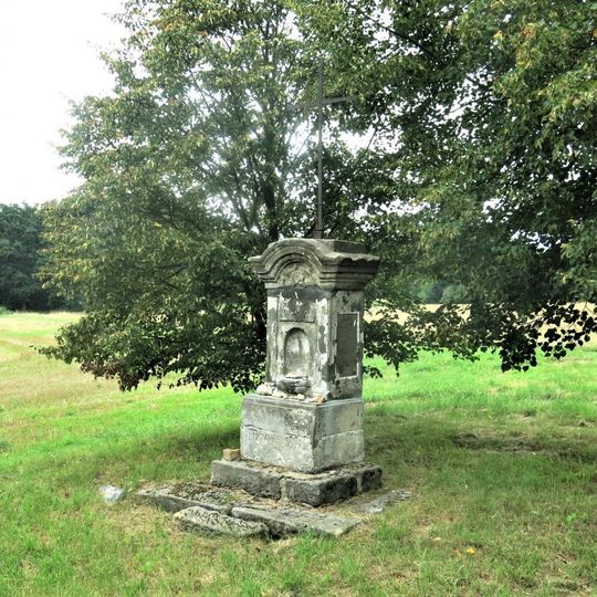 Kříž u silnice jižně od Dobranova