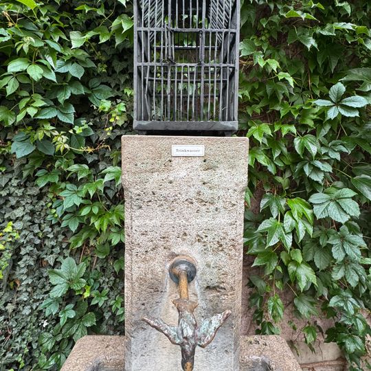 Vogelbrunnen