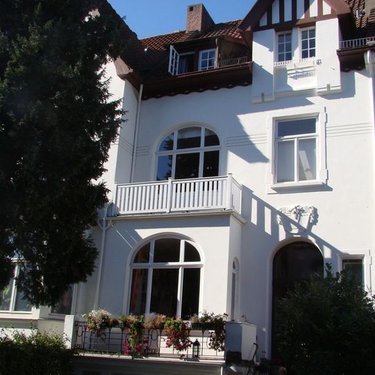 Wohnhaus Hermann-Allmers-Straße 4