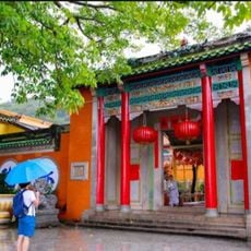 Lingshan Temple