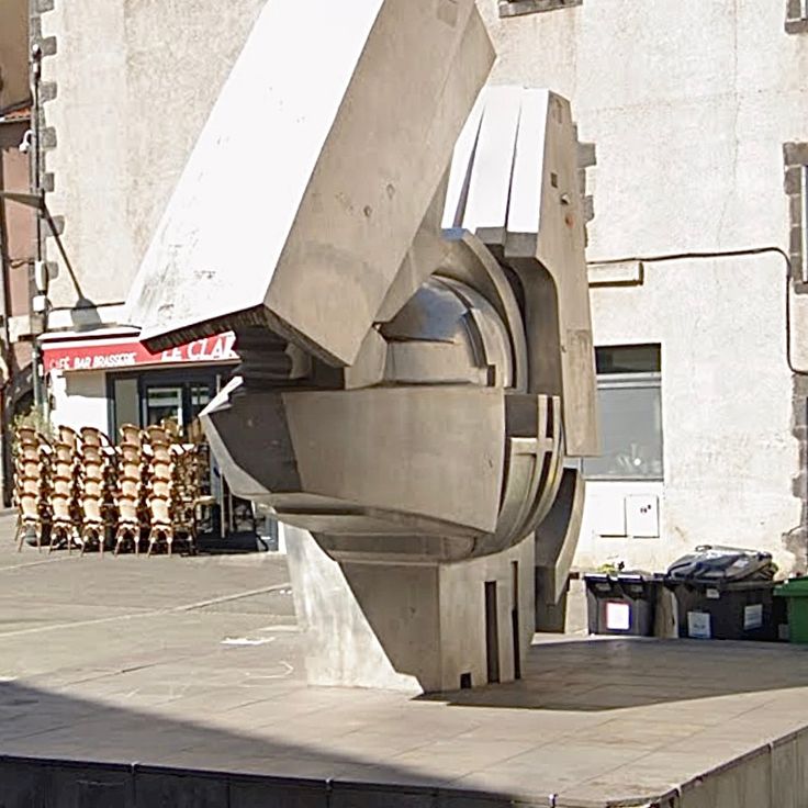 Sculpture par Alain Lantéro