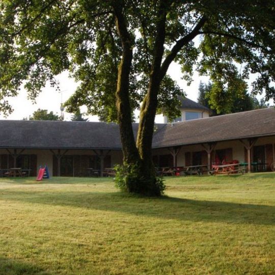 Camping les Pitouilles - Centre de vacances de Broussas