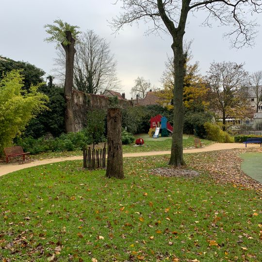 Square extension de l'Hôtel de Ville