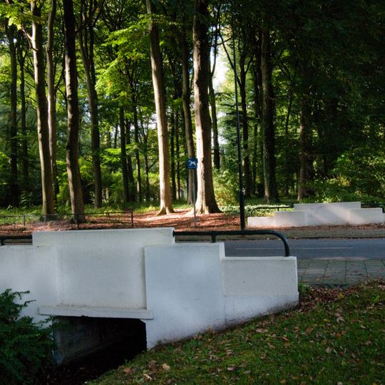 Brug, Verzetsstrijderspark