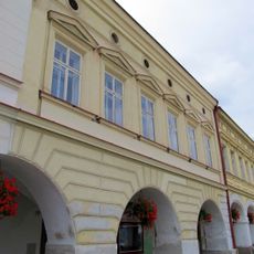 Husovo náměstí 1240