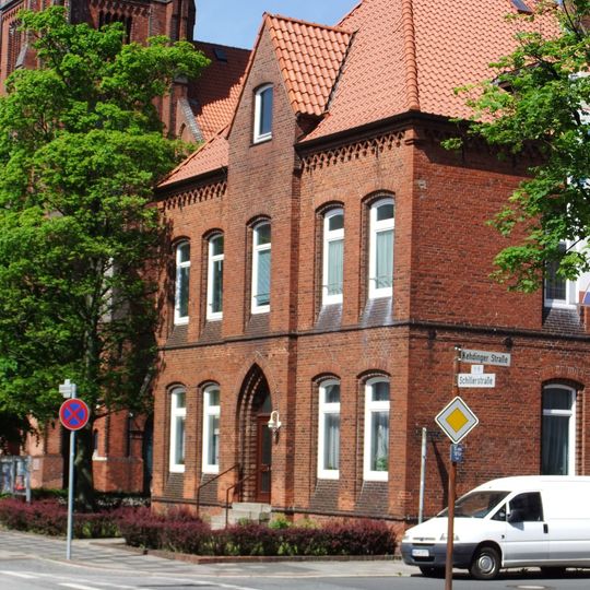 Christusgemeinde, Altes Pfarrhaus