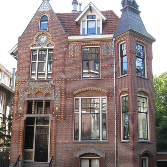 Jacob Obrechtstraat 2