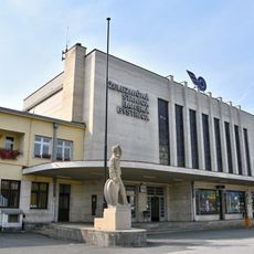 Hlavná osobná železnič. stanica, budova výpravná