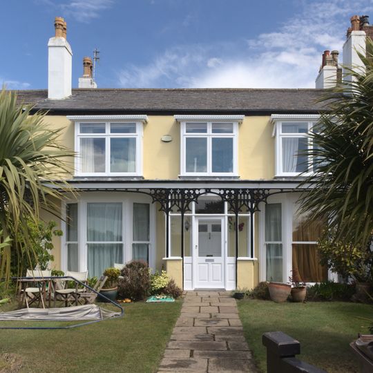 11 Marine Crescent, Waterloo