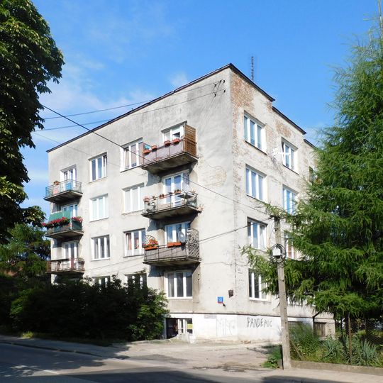 Dom przy ulicy Techników 10