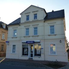 Mietshaus Bahnhofstraße 2