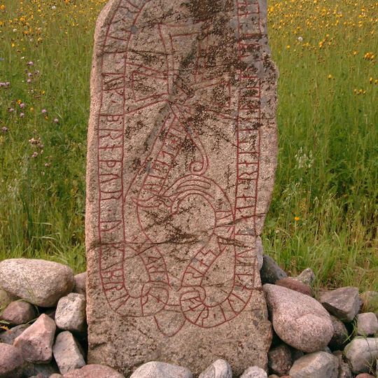 Uppland Runic Inscription 236