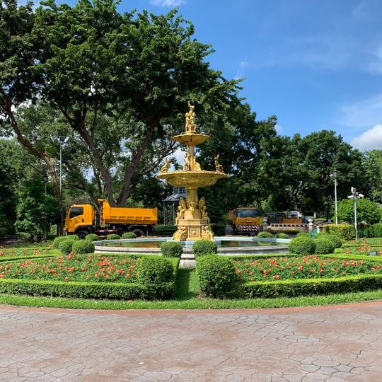 Saranrom Park