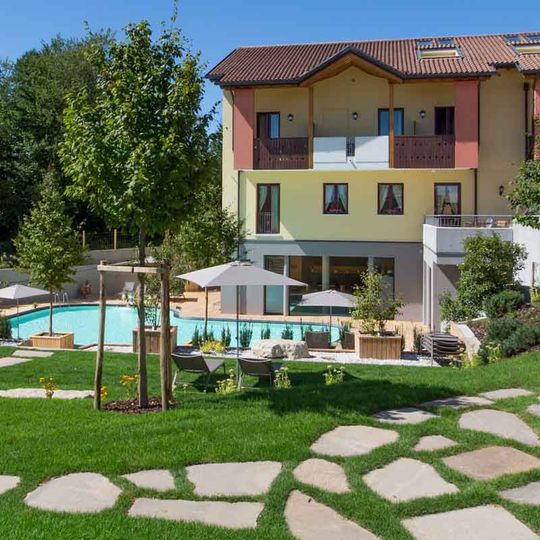 Garden Relais