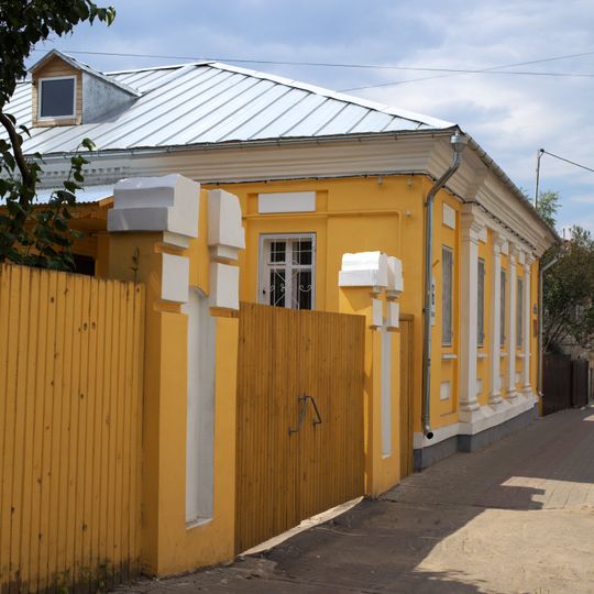 106, Suvorova Street