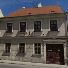 Husova čp. 14, 179, 180